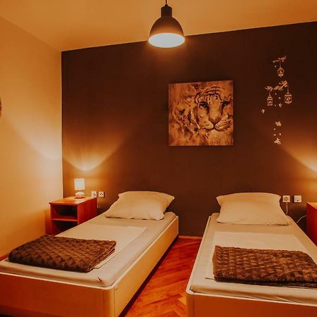 Apartmani Marin วูโควาร์ ภายนอก รูปภาพ