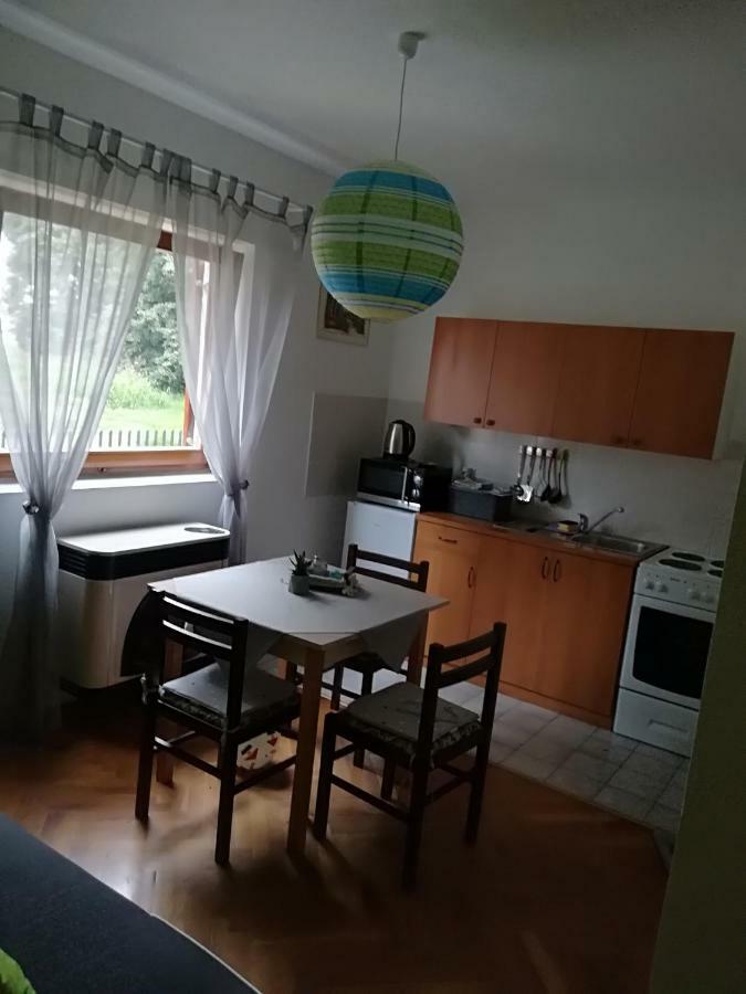 Apartmani Marin วูโควาร์ ภายนอก รูปภาพ