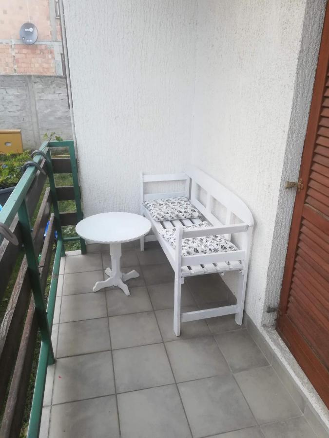 Apartmani Marin วูโควาร์ ภายนอก รูปภาพ